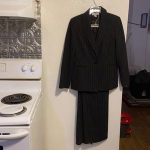 Black pant suit set